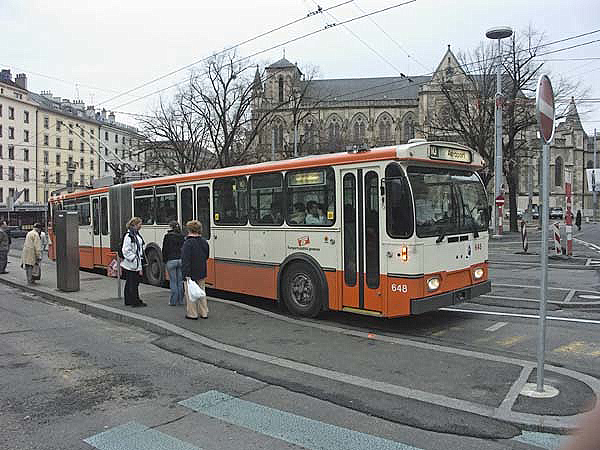Trolleybus 648 am Bahnhof Cornavin